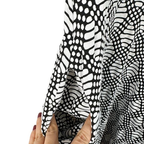 Lesley Evers White & Black Textured Pattern A-Line Half Sleeve Dress - Picture 3 of 7